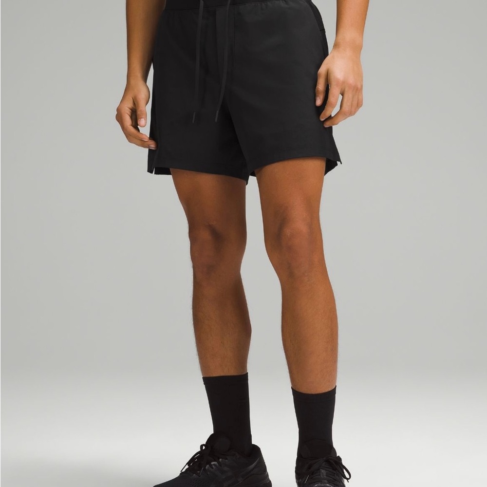 lululemon men’s zeroed in liner less 5”
